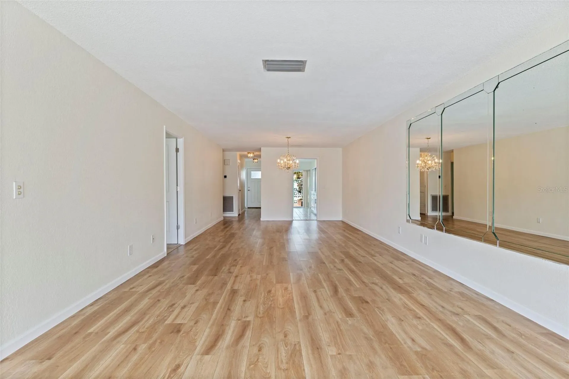 354 Boca Ciega Point Boulevard St Petersburg FL 33708