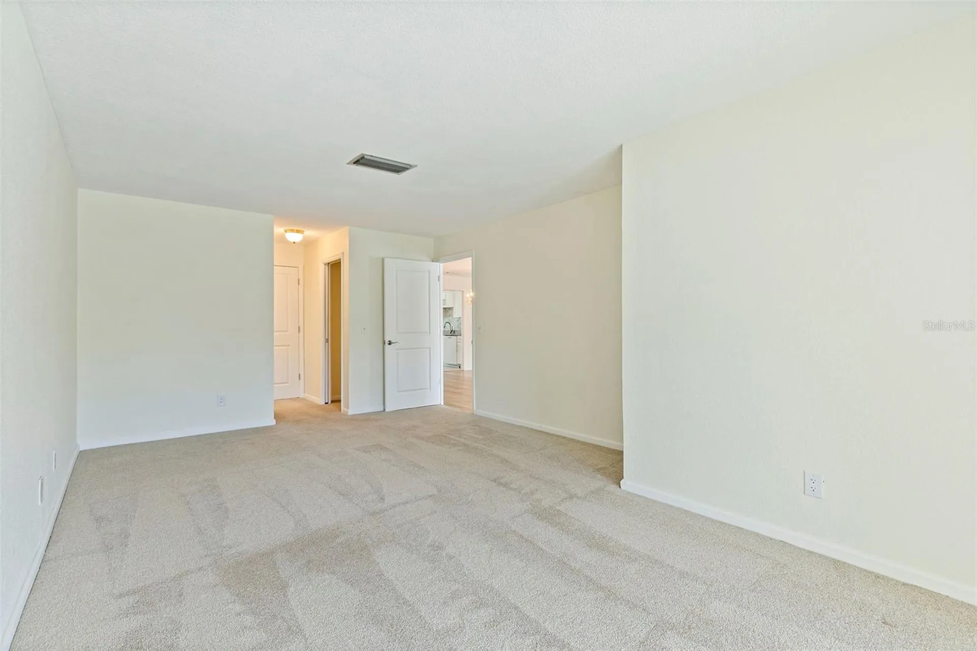 354 Boca Ciega Point Boulevard St Petersburg FL 33708
