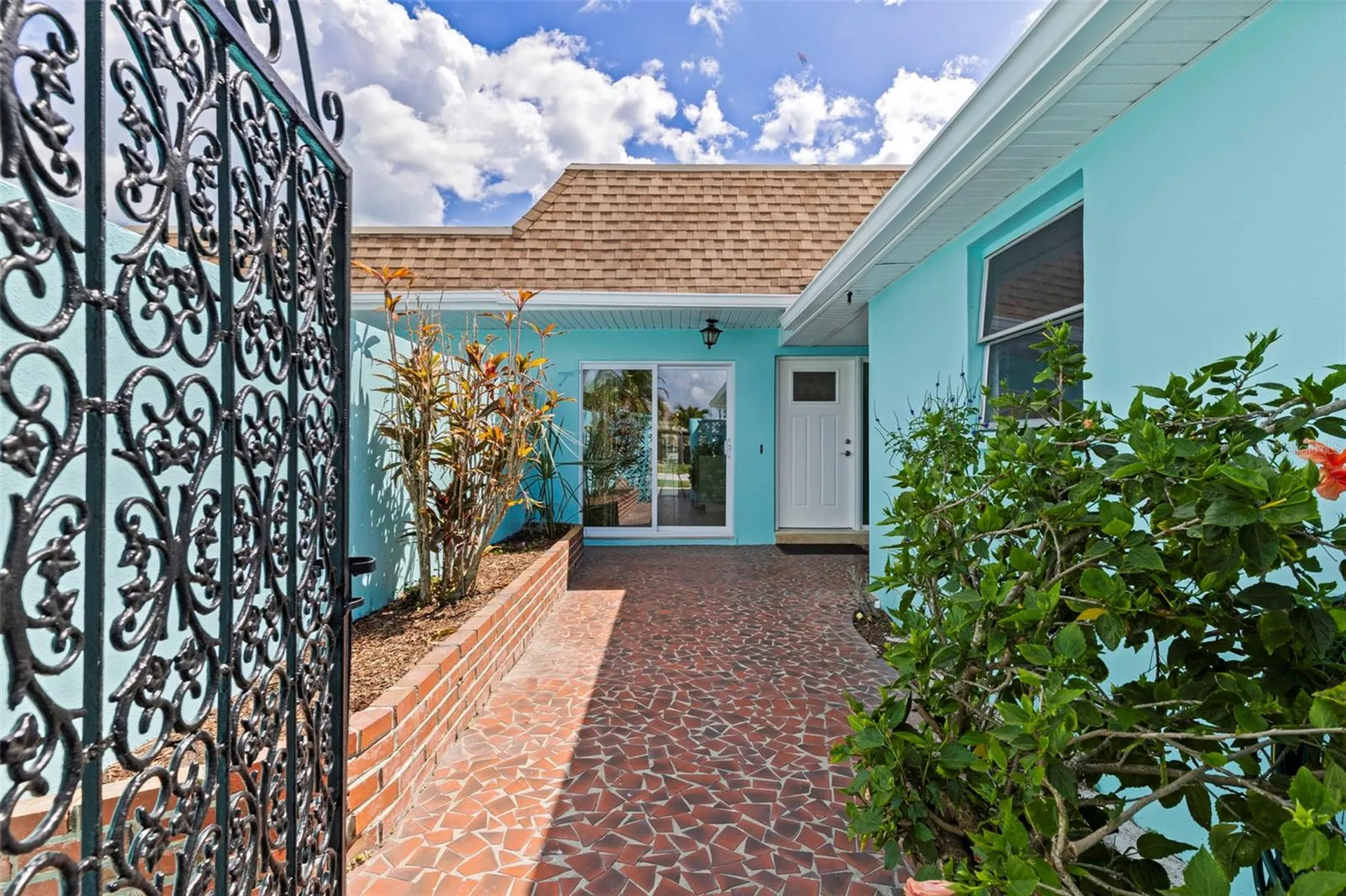 354 Boca Ciega Point Boulevard St Petersburg FL 33708
