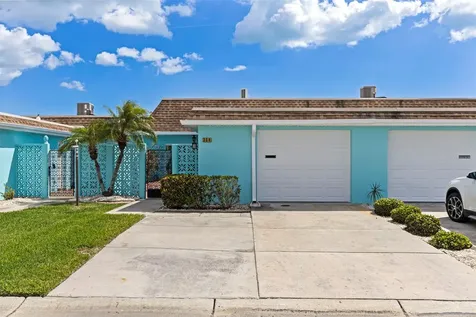354 Boca Ciega Point Boulevard St Petersburg FL 33708