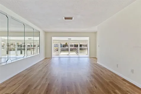 354 Boca Ciega Point Boulevard St Petersburg FL 33708