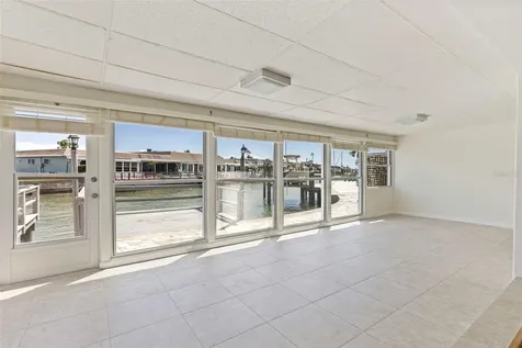 354 Boca Ciega Point Boulevard St Petersburg FL 33708