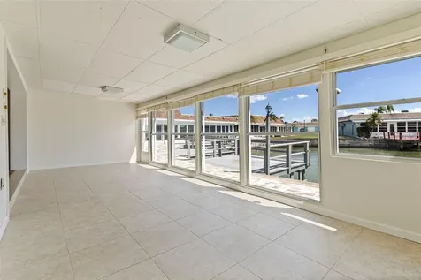 354 Boca Ciega Point Boulevard St Petersburg FL 33708