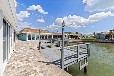 354 Boca Ciega Point Boulevard St Petersburg FL 33708