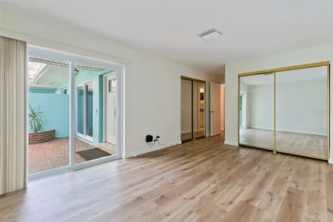354 Boca Ciega Point Boulevard St Petersburg FL 33708