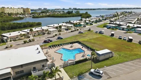 354 Boca Ciega Point Boulevard St Petersburg FL 33708