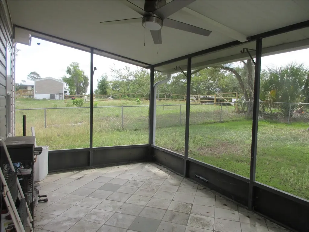 18167 SE 19th Street Silver Springs FL 34488