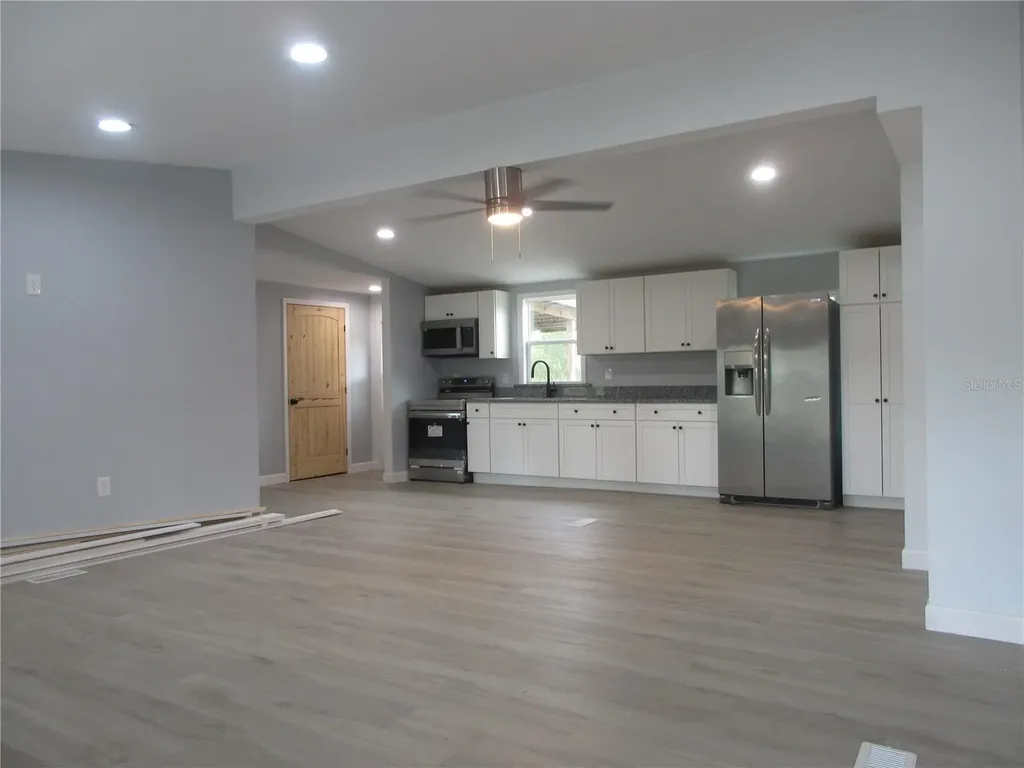 18167 SE 19th Street Silver Springs FL 34488