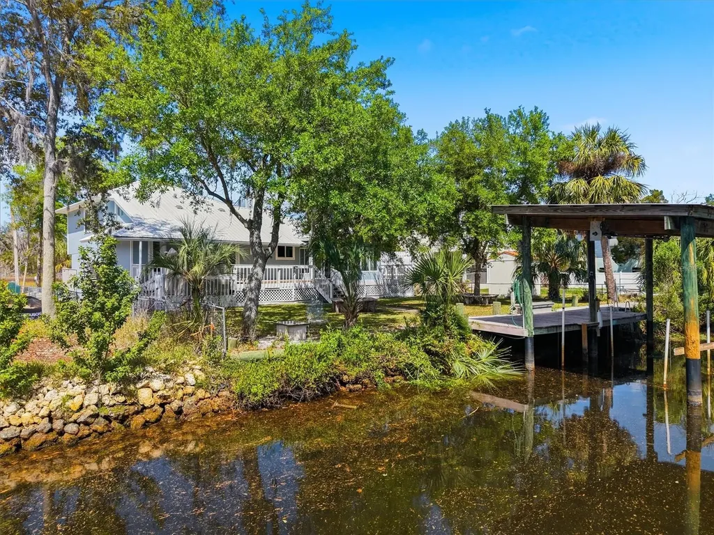 5947 S Shadytree Path Homosassa FL 34448