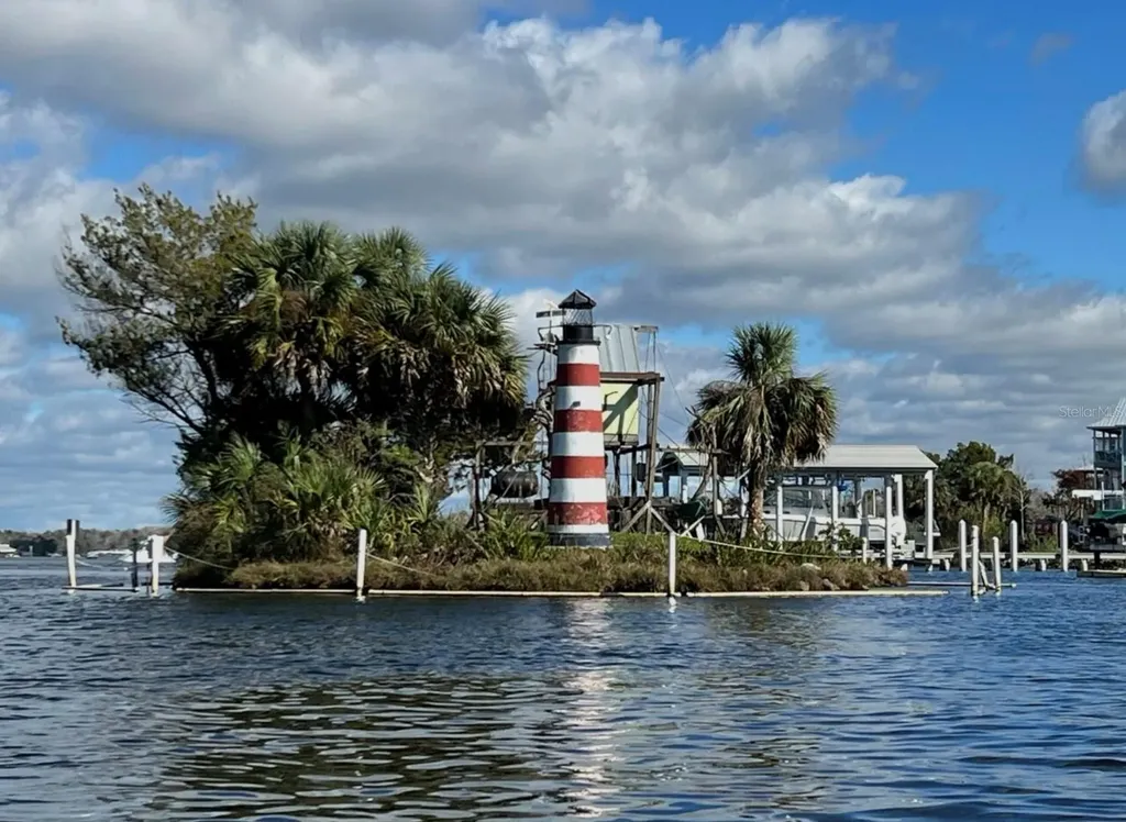 5947 S Shadytree Path Homosassa FL 34448