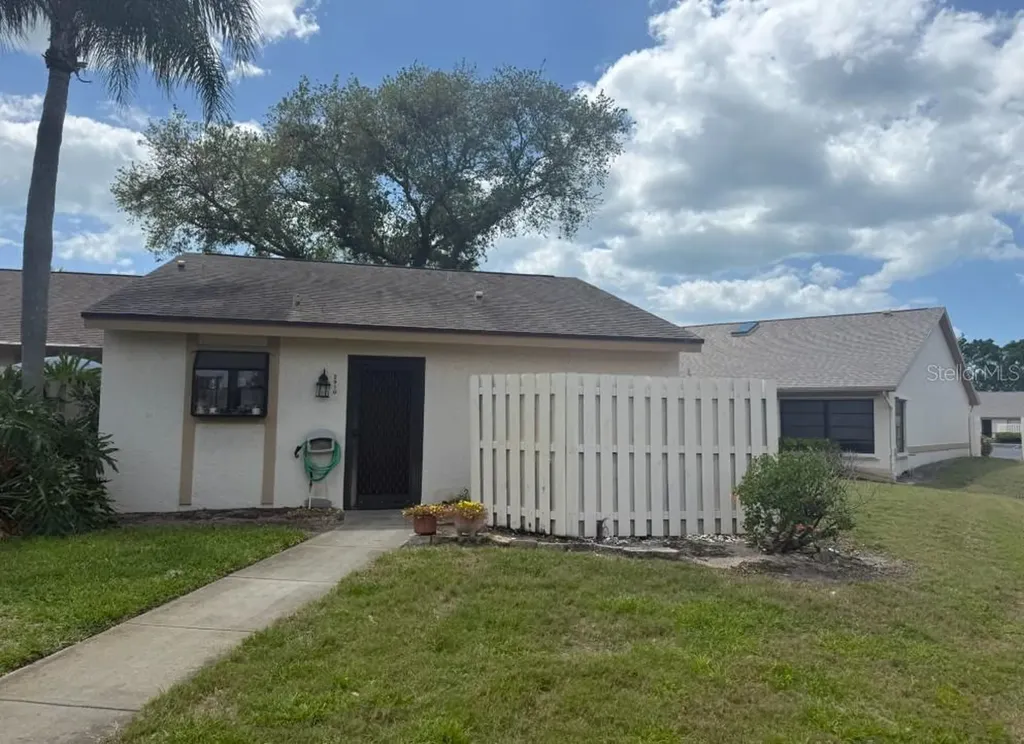 2910 63rd Street W Bradenton FL 34209