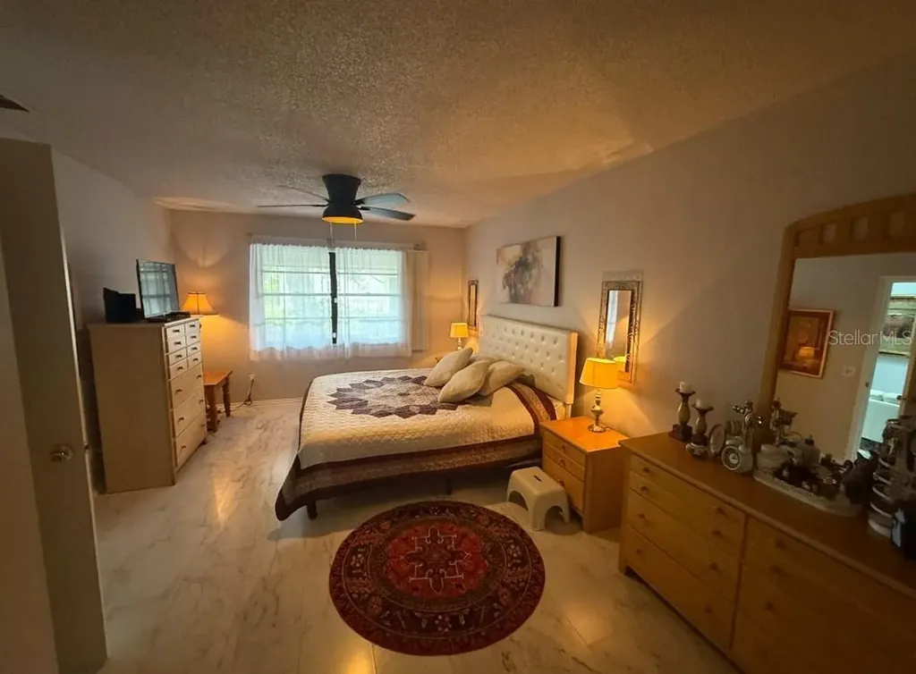 2910 63rd Street W Bradenton FL 34209