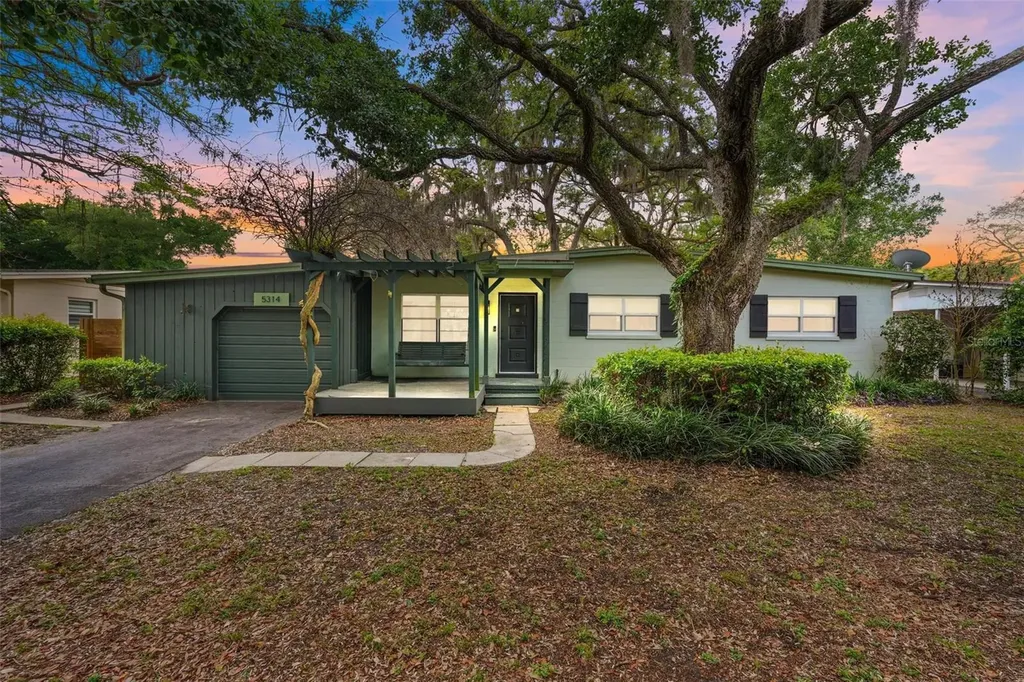 5314 E Kaley Street Orlando FL 32812