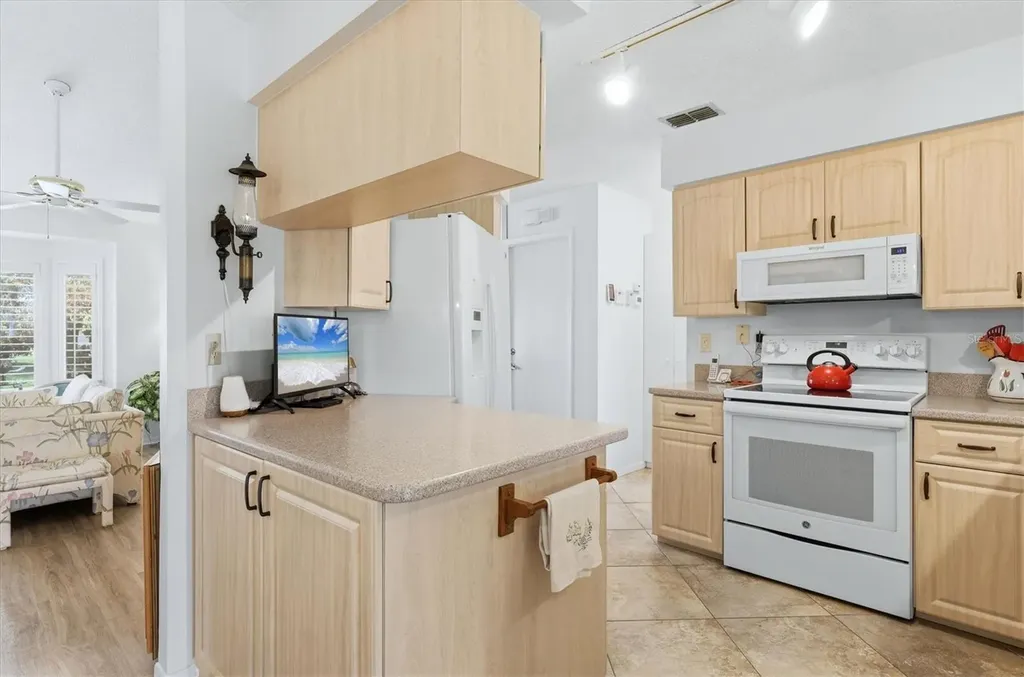 140 Inlets Boulevard Nokomis FL 34275