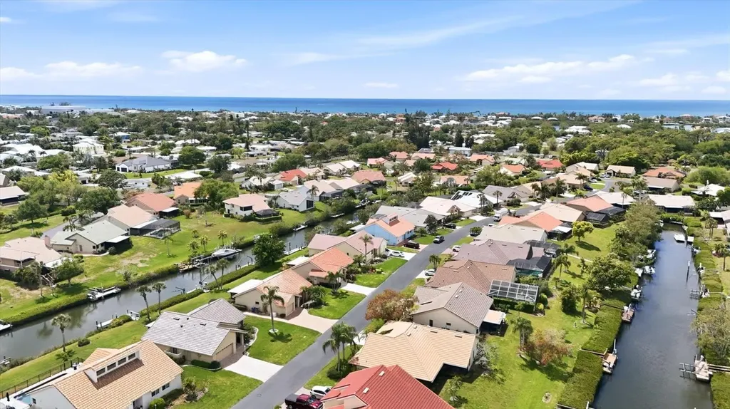 140 Inlets Boulevard Nokomis FL 34275
