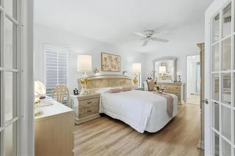 140 Inlets Boulevard Nokomis FL 34275