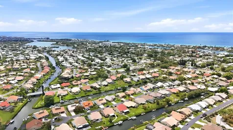 140 Inlets Boulevard Nokomis FL 34275