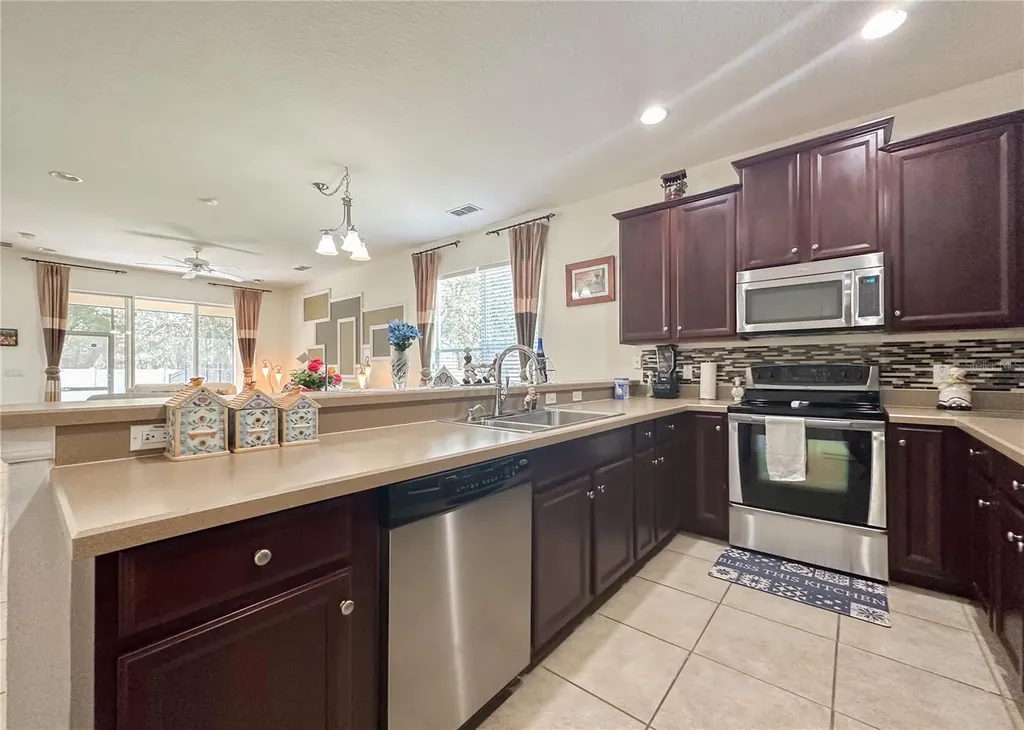 312 Silverdale Avenue Winter Garden FL 34787