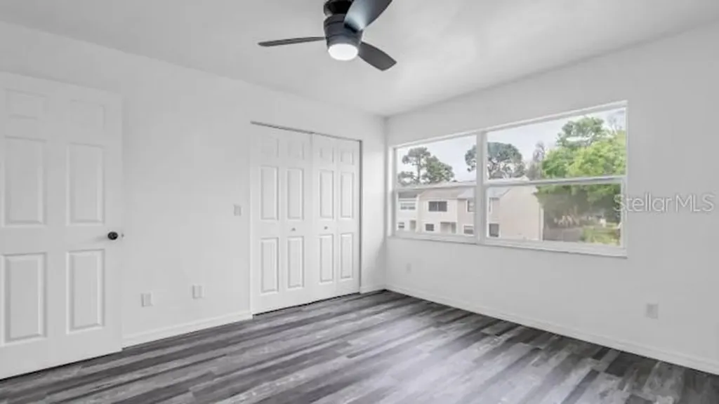 2871 S Pines Drive Largo FL 33771