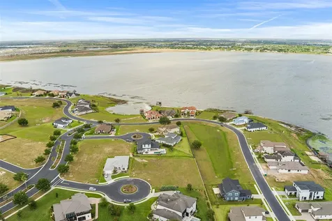 200 Caladonia Court Lake Alfred FL 33850