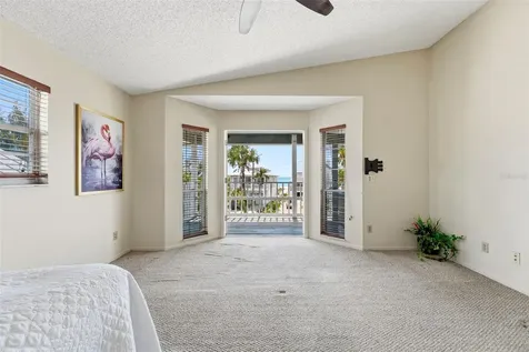 12505 Sunshine Lane Treasure Island FL 33706