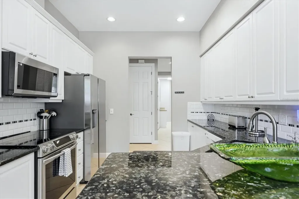 5514 46th Court W Bradenton FL 34210