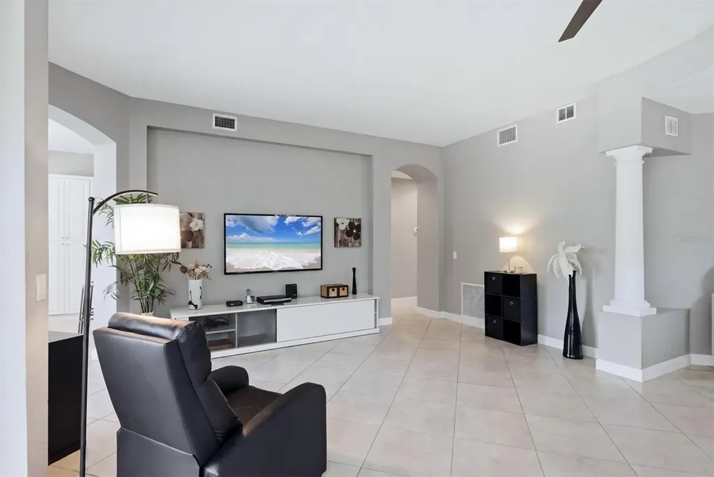 5514 46th Court W Bradenton FL 34210