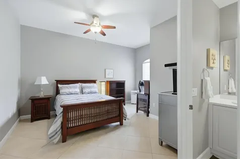5514 46th Court W Bradenton FL 34210