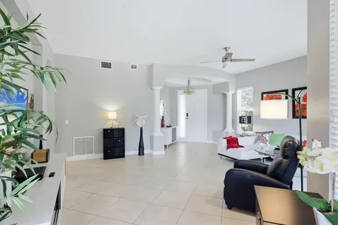 5514 46th Court W Bradenton FL 34210