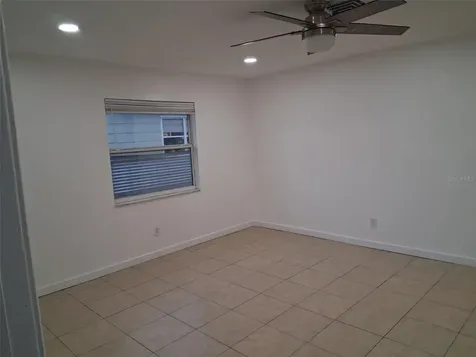 2843 13th Avenue N St Petersburg FL 33713
