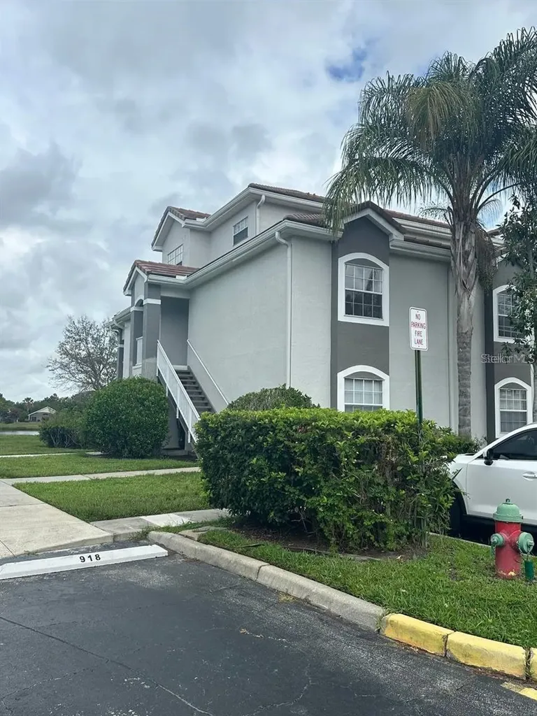 13929 Fairway Island Drive Orlando FL 32837