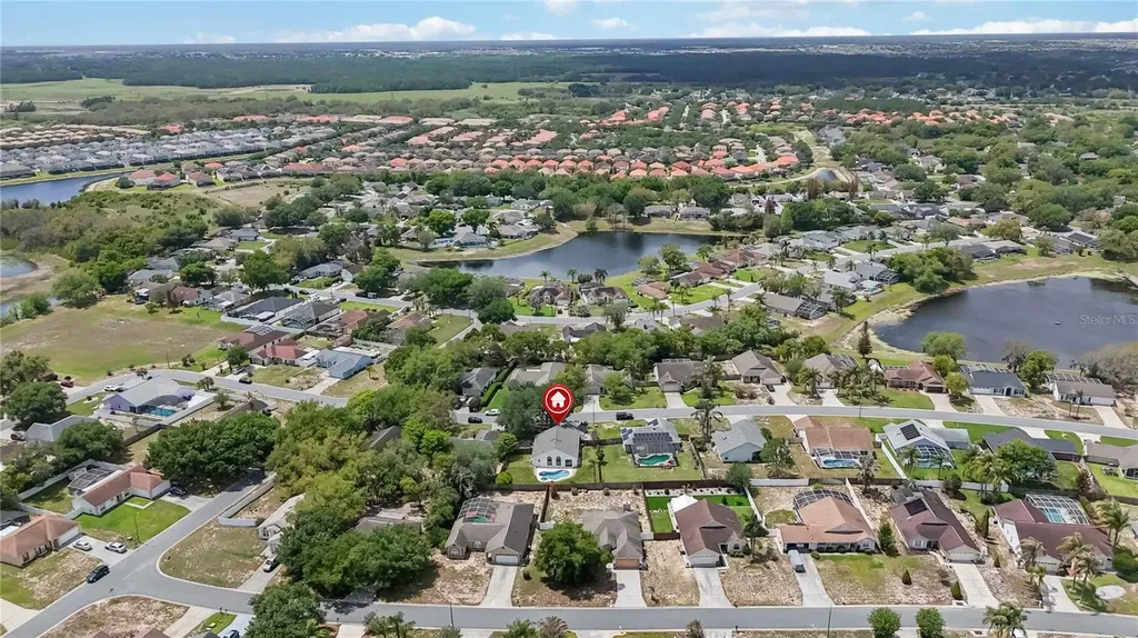 232 Bent Oak Loop Davenport FL 33837