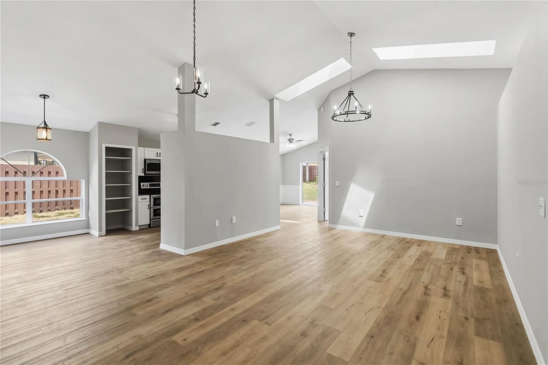 232 Bent Oak Loop Davenport FL 33837