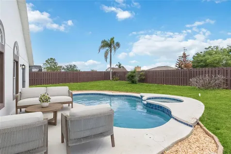 232 Bent Oak Loop Davenport FL 33837
