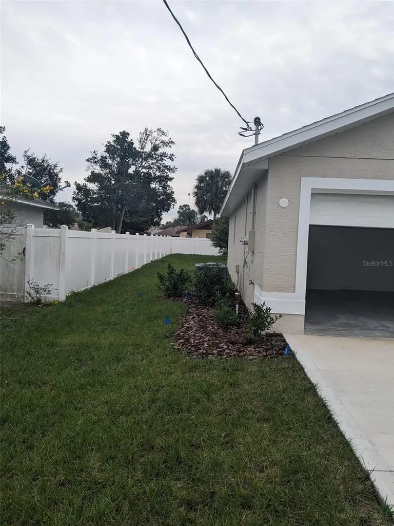 85 Foster Lane Palm Coast FL 32137