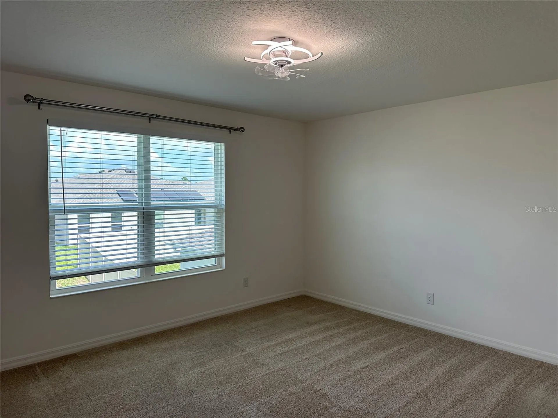 212 Hamlet Loop Davenport FL 33837