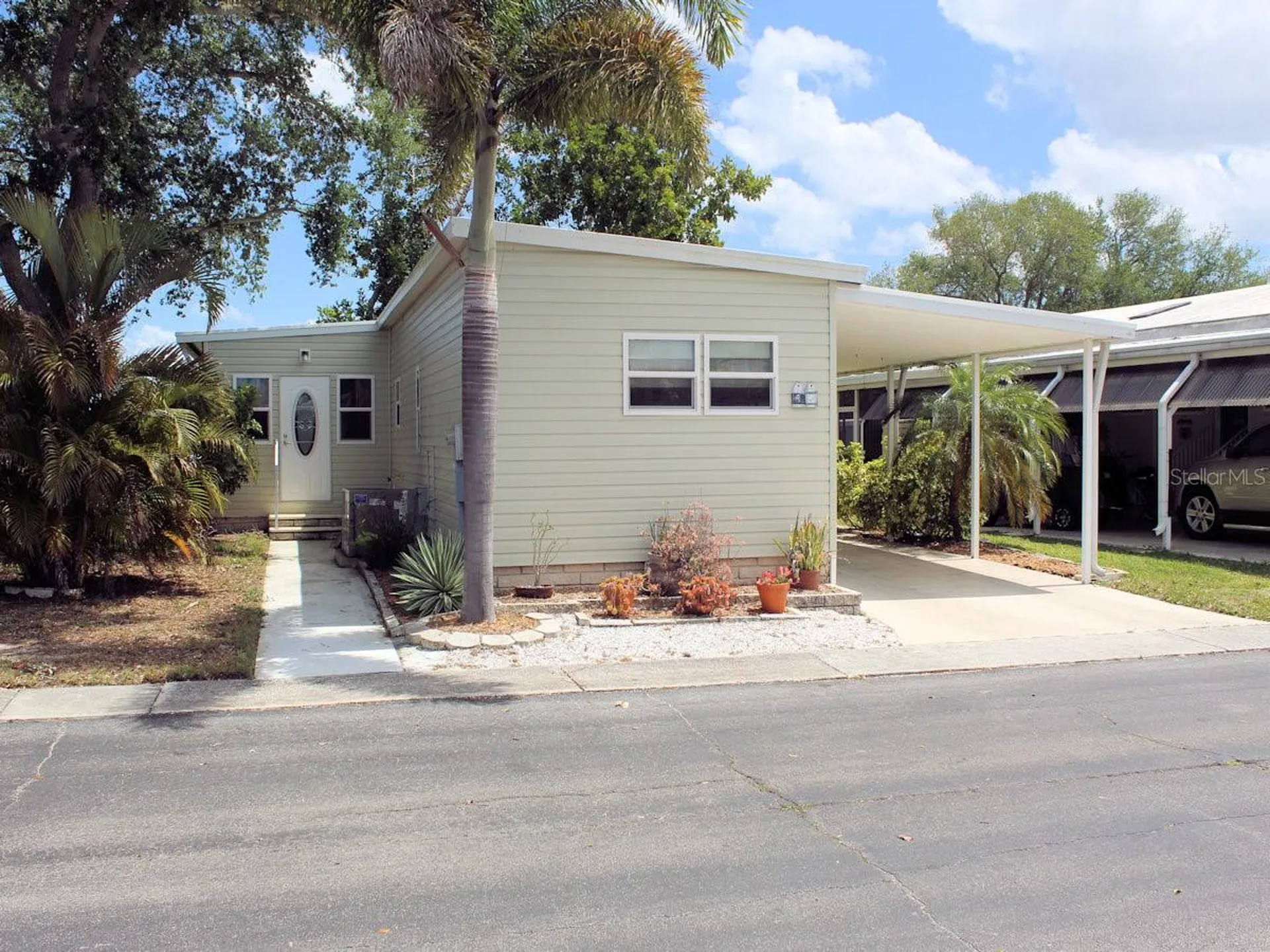 47 Thatch Palm Street W Largo FL 33770