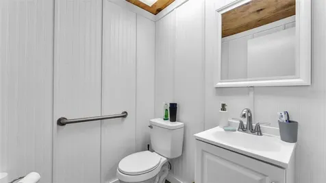 208 Howard Street Auburndale FL 33823