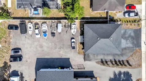 208 Howard Street Auburndale FL 33823