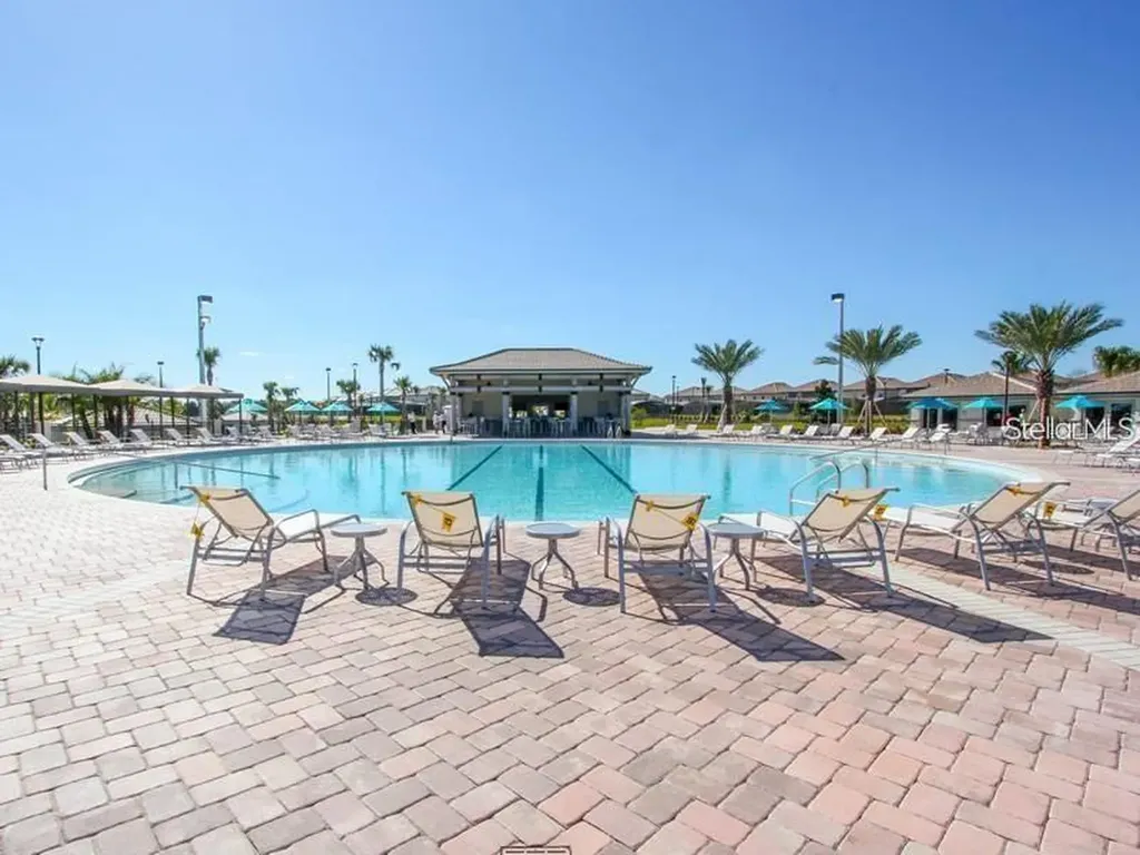1241 Long Cove Loop Davenport FL 33896