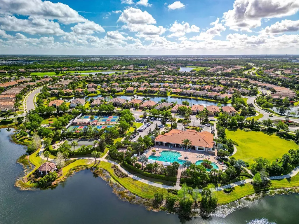 12848 Del Corso Loop Lakewood Ranch FL 34211