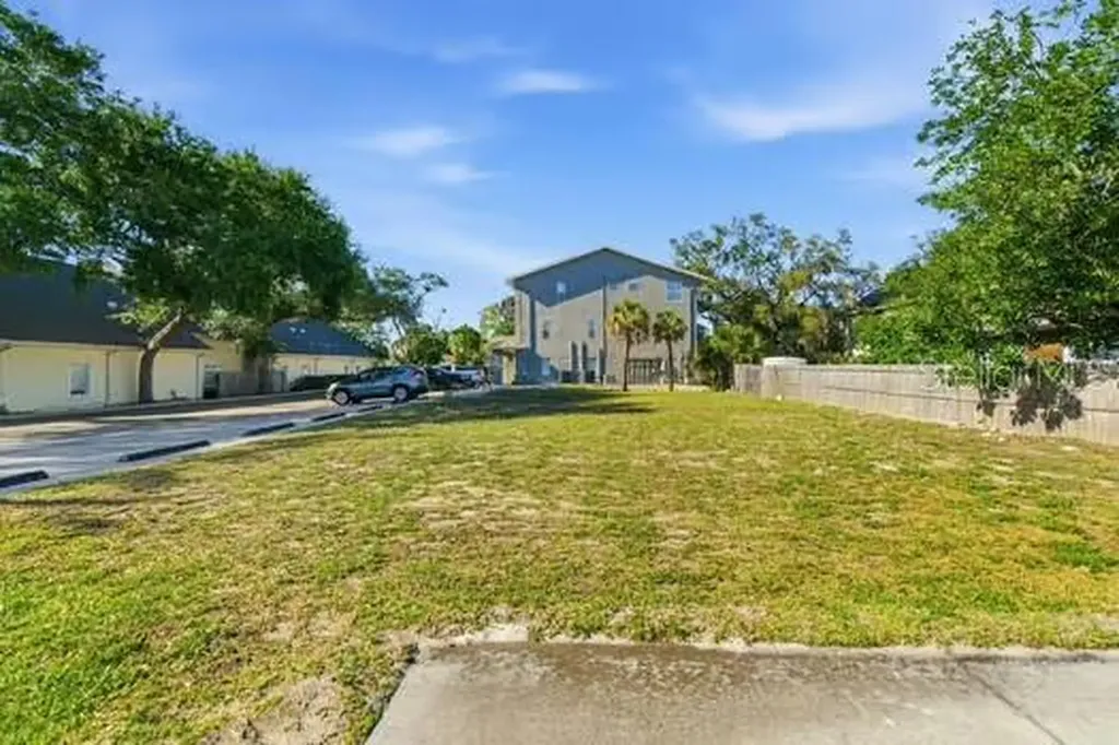 444 Skinner Boulevard Dunedin FL 34698