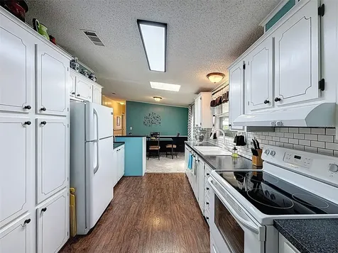 7300 Osage Drive Hudson FL 34667