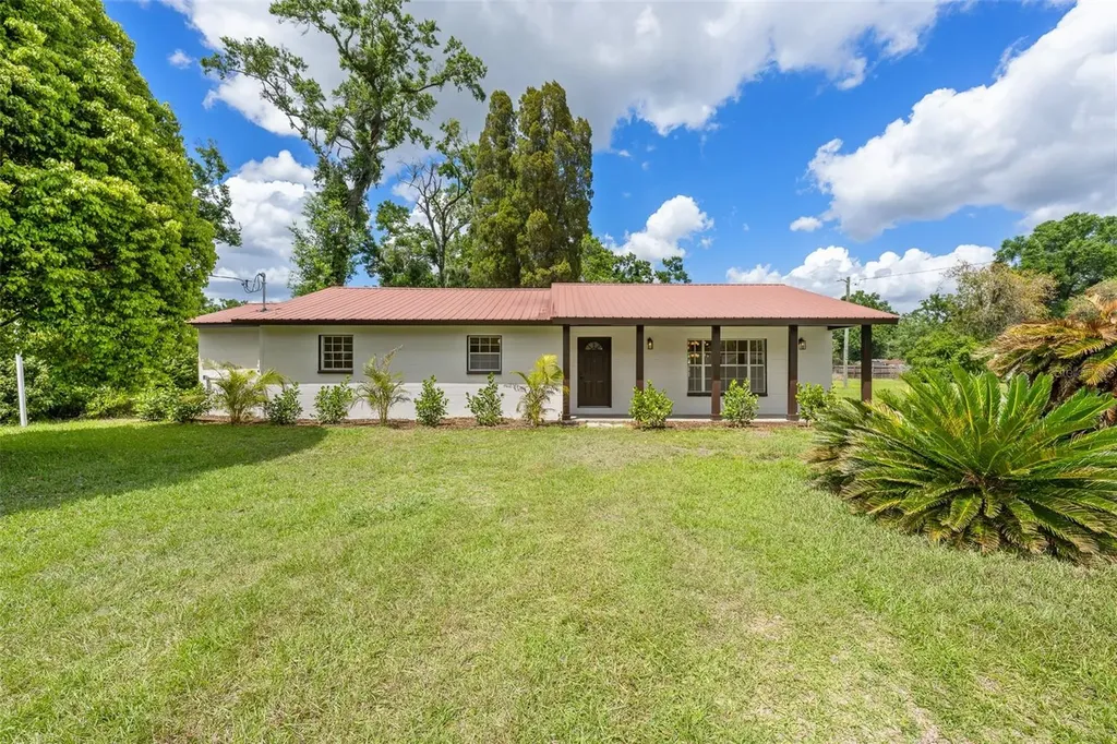 903 Lanewood Drive Seffner FL 33584