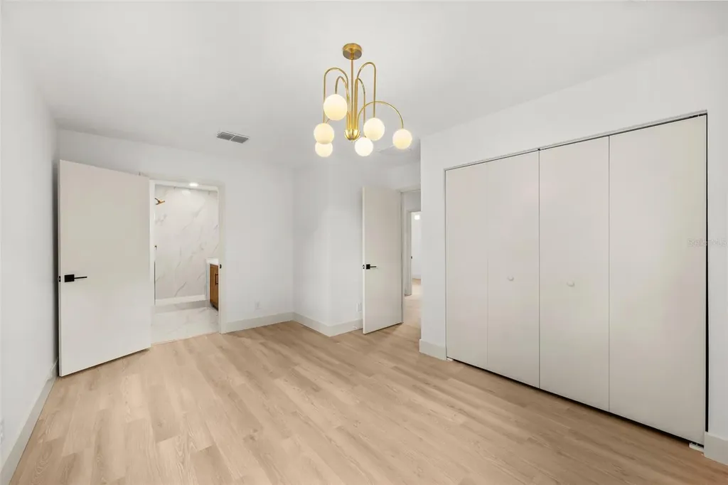 903 Lanewood Drive Seffner FL 33584