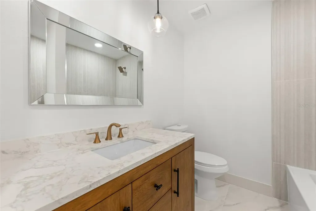 903 Lanewood Drive Seffner FL 33584