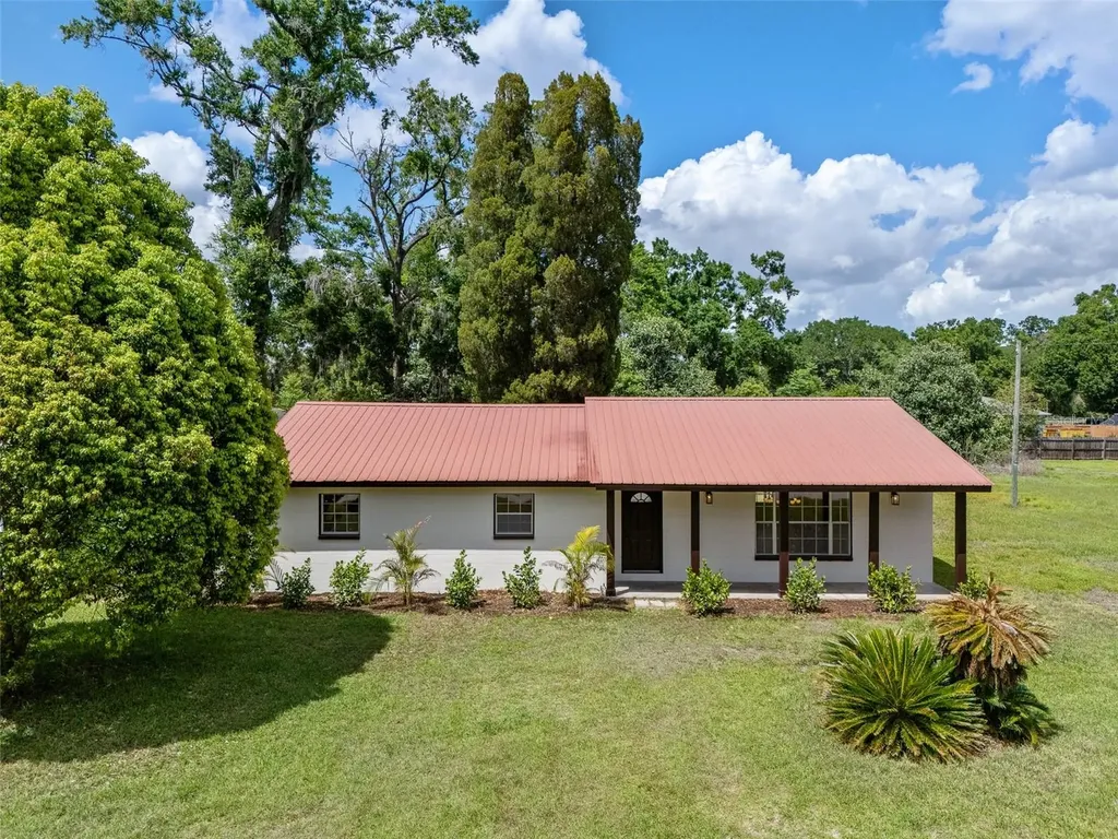 903 Lanewood Drive Seffner FL 33584