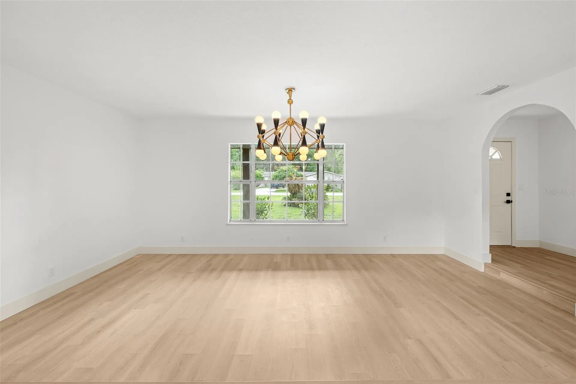 903 Lanewood Drive Seffner FL 33584
