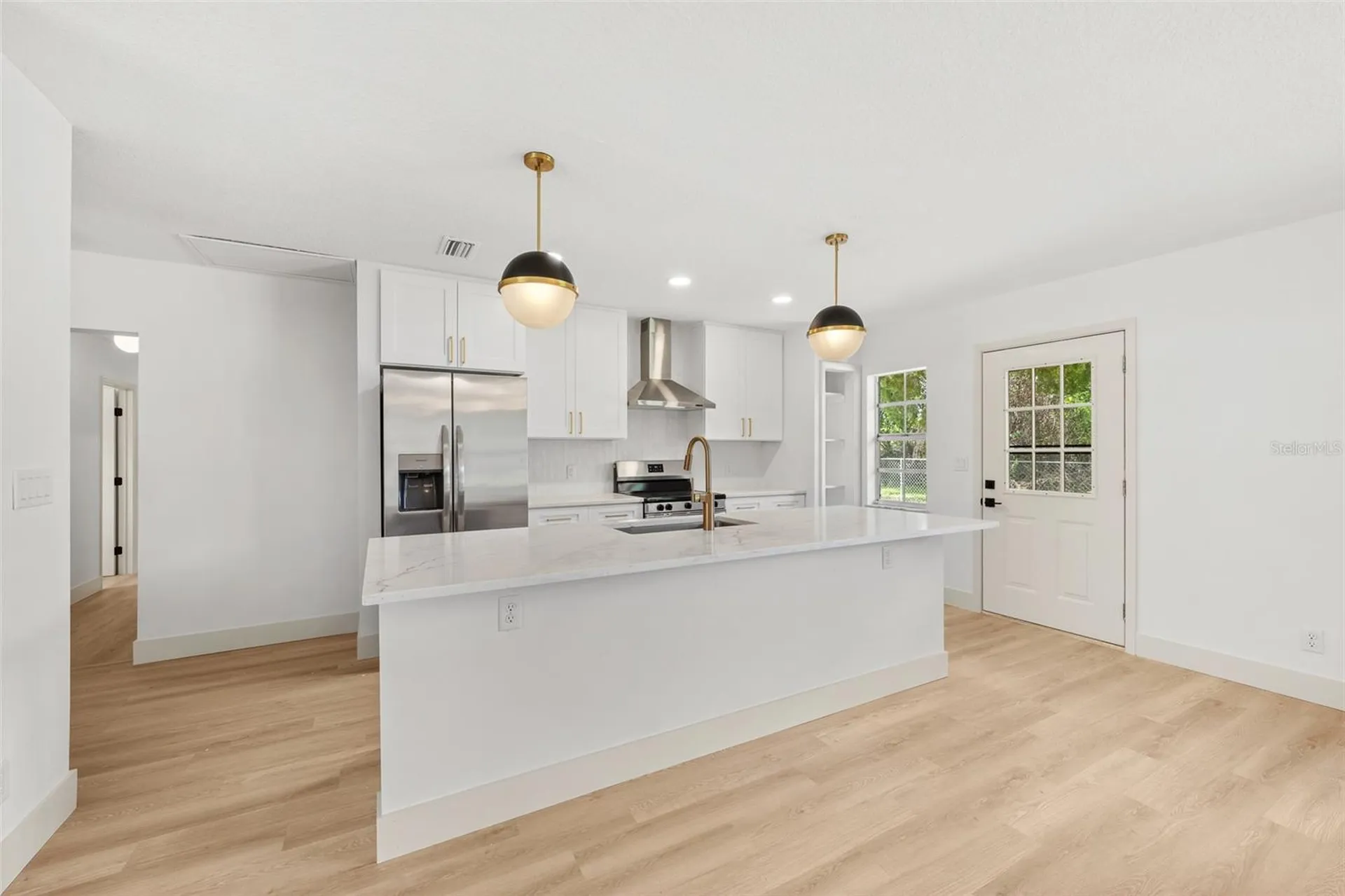 903 Lanewood Drive Seffner FL 33584