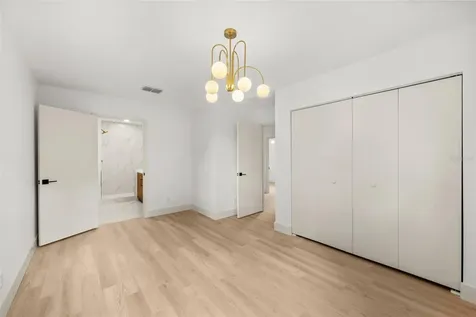 903 Lanewood Drive Seffner FL 33584